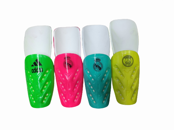 High-Quality Football Shin Pads – Lightweight & Durable - Image 2